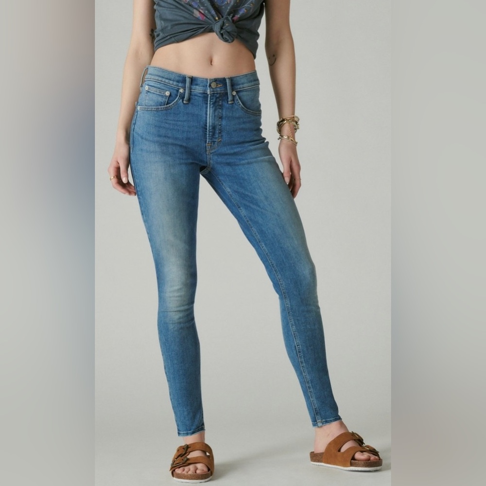 Lucky Brand Women’s Stella Skinny Jeans